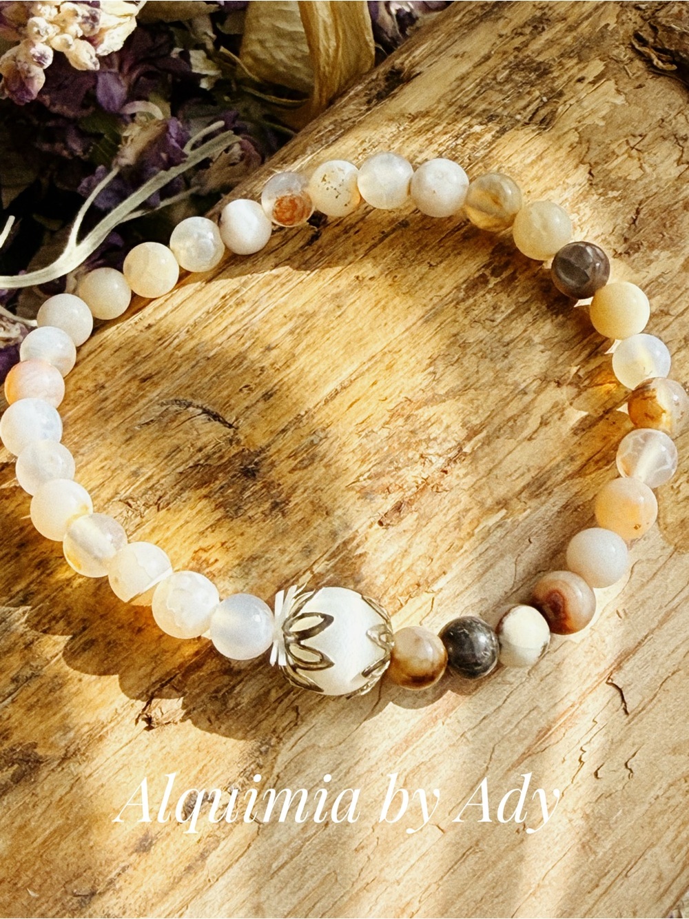 Alquimia Creamy White agate Stone & silver Beaded Stretch Bracelet